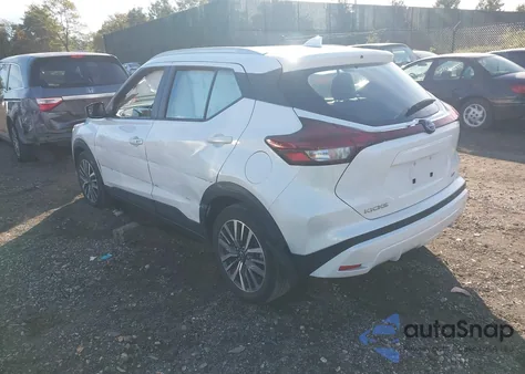 2023 Nissan Kicks Sv Xtronic Cvt z USA, uszkodzony, nr VIN 3N1CP5CV0PL475130